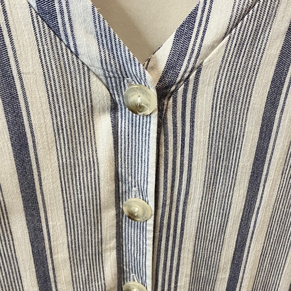 Altar'd State Blue and White V-Neck Top - Picture 3 of 5